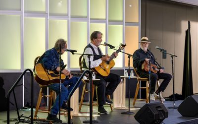 Richard Leigh & Friends Concert Raises $58,000 for Student Scholarships